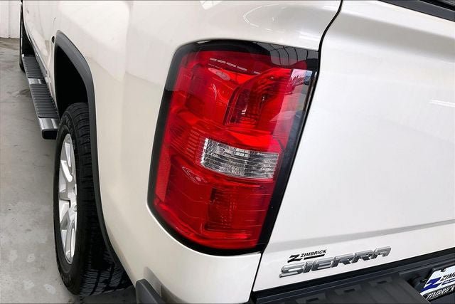 Used 2015 GMC Sierra 1500 Denali w/ Driver Alert Package AWD/4WD image 26