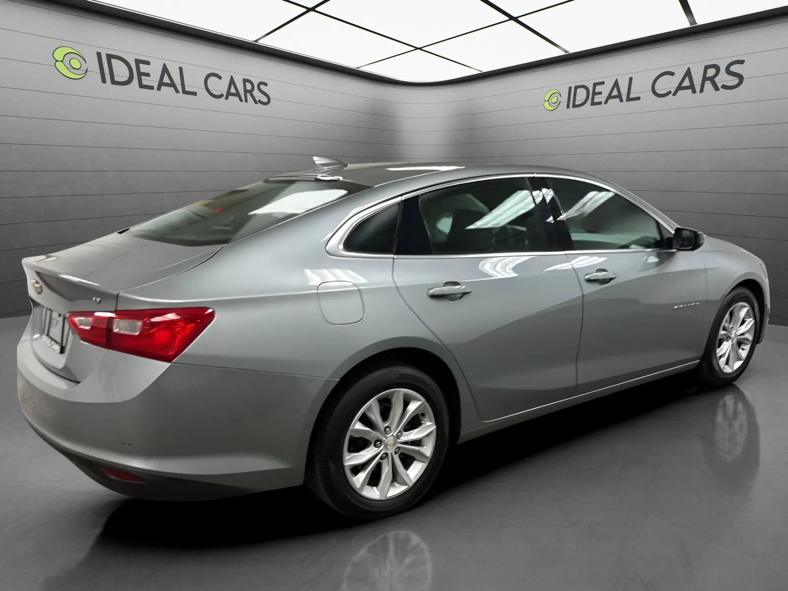 Used 2023 Chevrolet Malibu LT FWD image 5