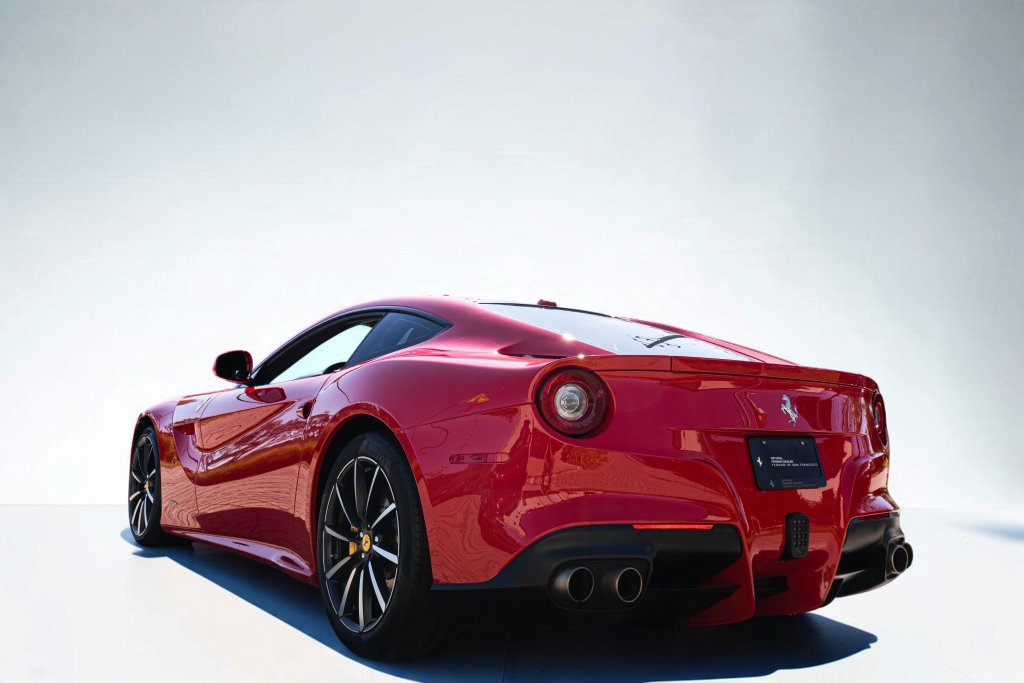 Used 2014 Ferrari F12 Berlinetta RWD image 26