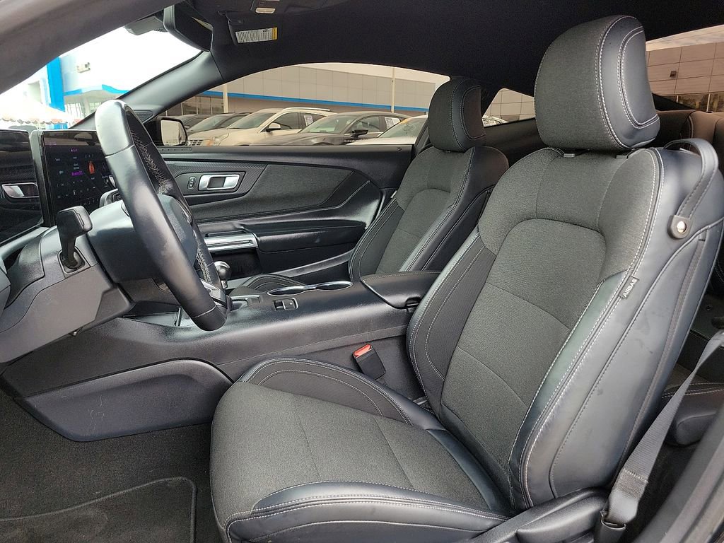 Used 2024 Ford Mustang GT RWD image 19