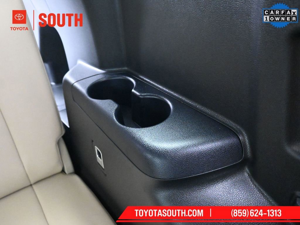 Used 2022 Toyota Highlander XLE image 33