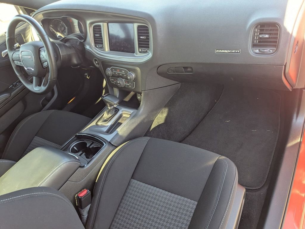 Used 2023 Dodge Charger R/T w/ Blacktop Package image 21
