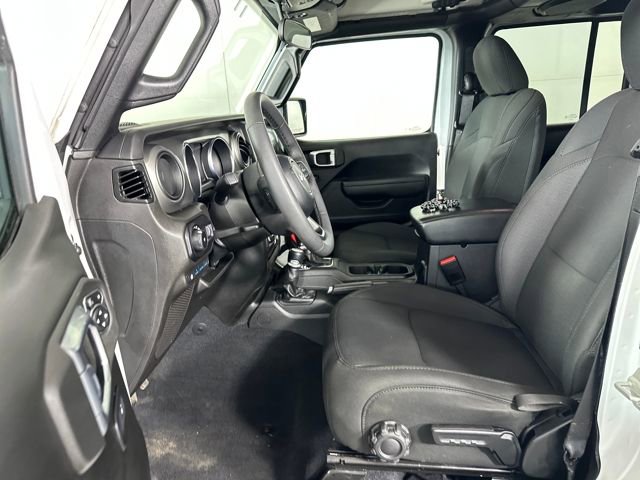 Used 2023 Jeep Wrangler Unlimited w/ Cold Weather Group image 11