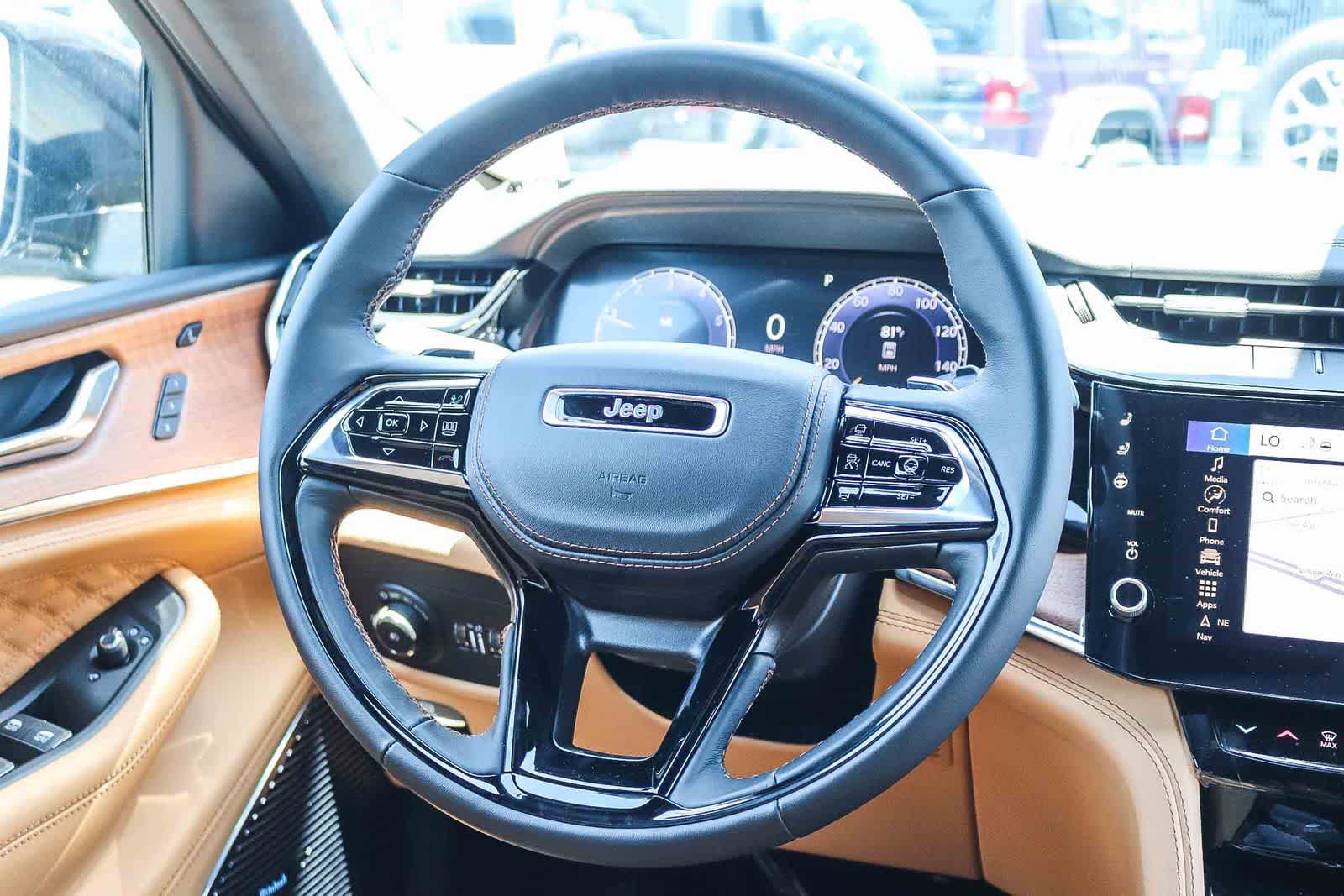 New 2026 Jeep Grand Cherokee Summit AWD/4WD image 15