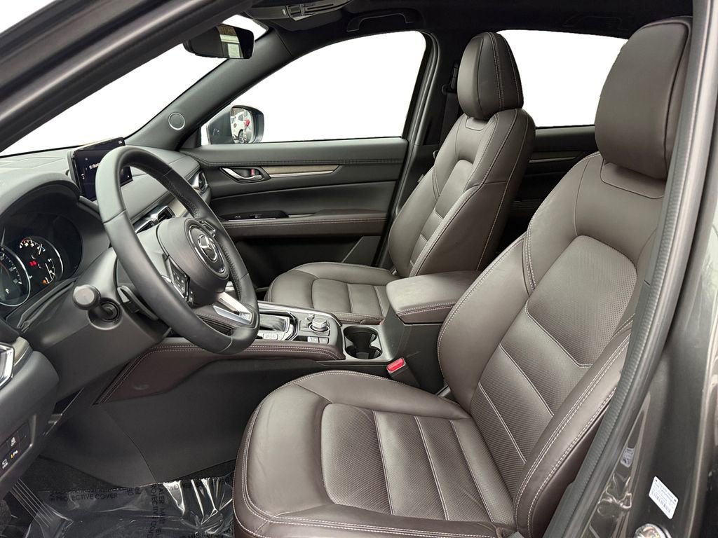 Used 2025 MAZDA CX-5 Signature image 9