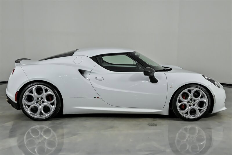 Used 2015 Alfa Romeo 4C Coupe w/ Leather Interior Group RWD image 13