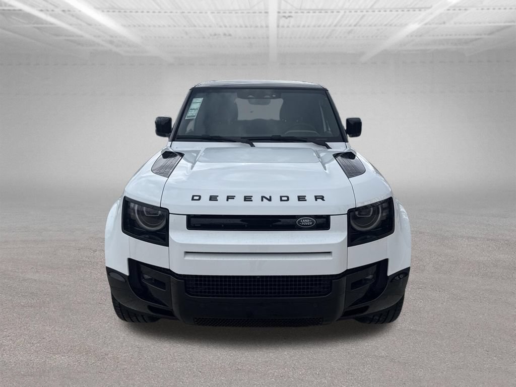 New 2026 Land Rover Defender 130 X-Dynamic SE AWD/4WD image 4