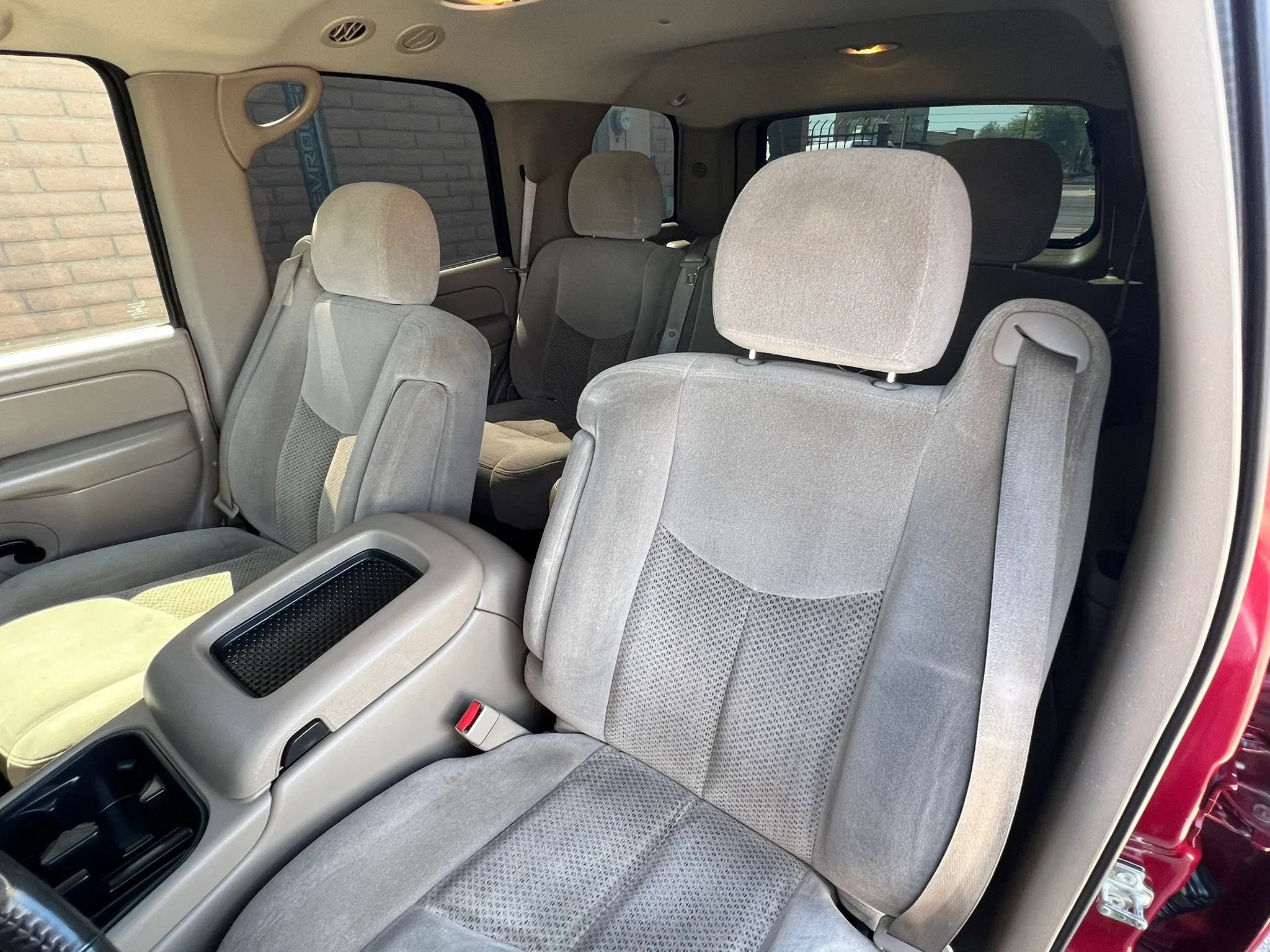 Used 2005 Chevrolet Tahoe LS RWD image 14