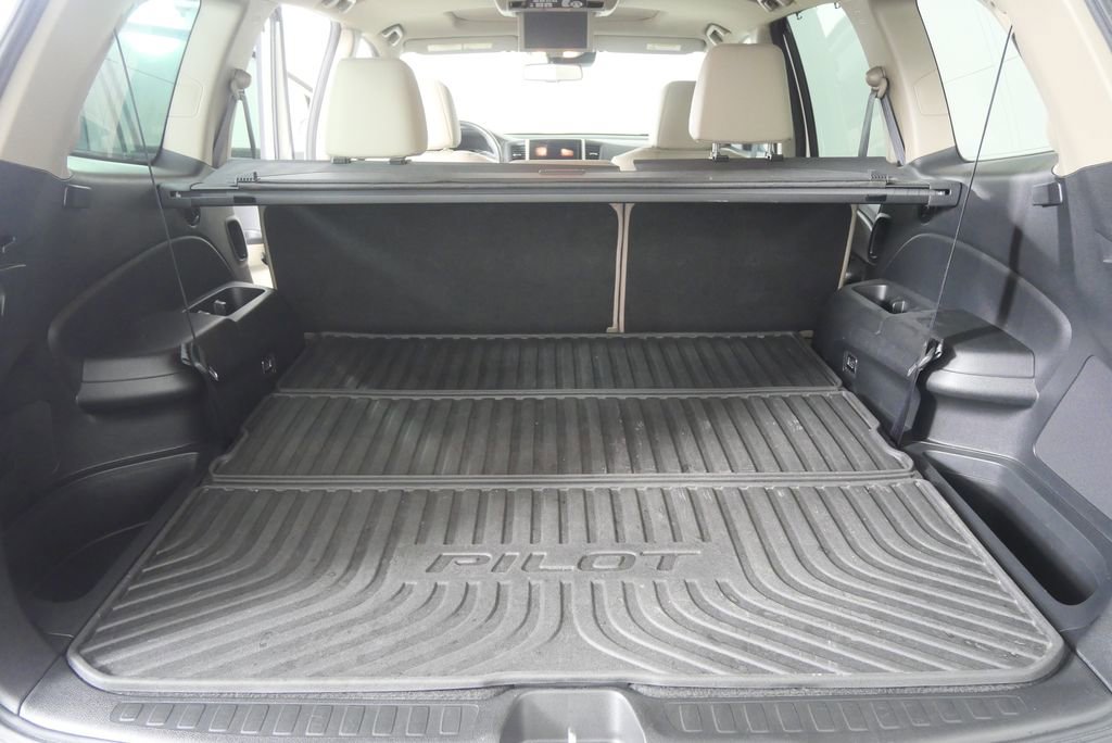 Used 2017 Honda Pilot Touring image 17