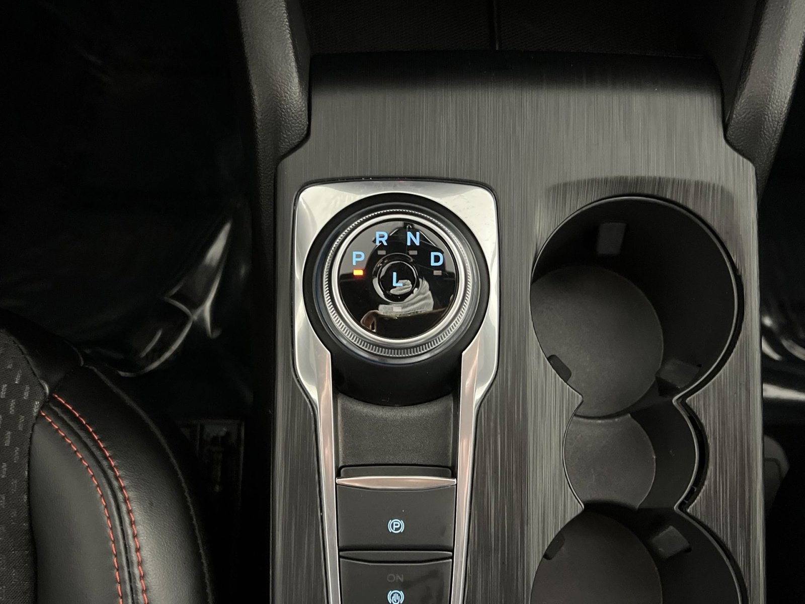 Used 2025 Ford Escape ST-Line w/ Equipment Group 301A image 21