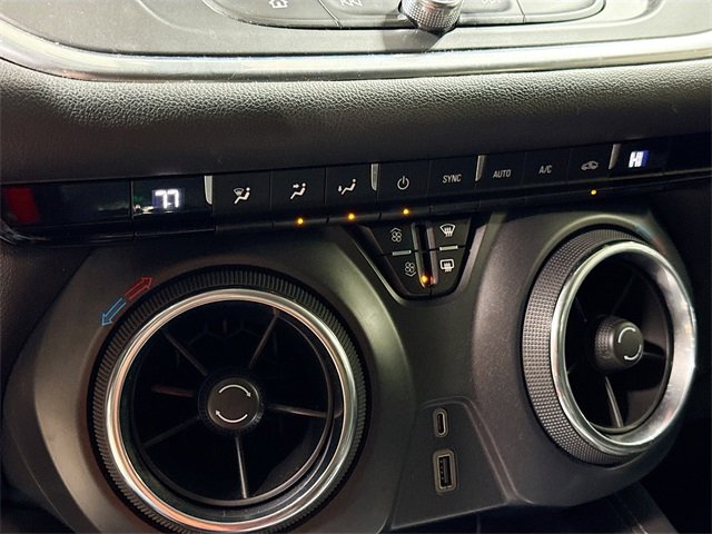 Used 2019 Chevrolet Blazer LT image 17