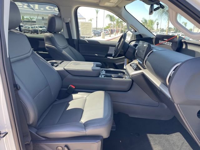 New 2026 Ford Expedition Active AWD/4WD image 29
