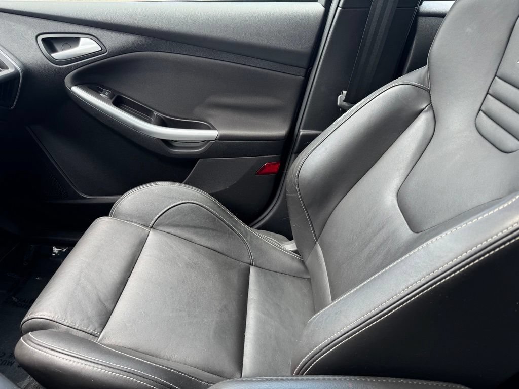 Used 2013 Ford Focus ST FWD image 25