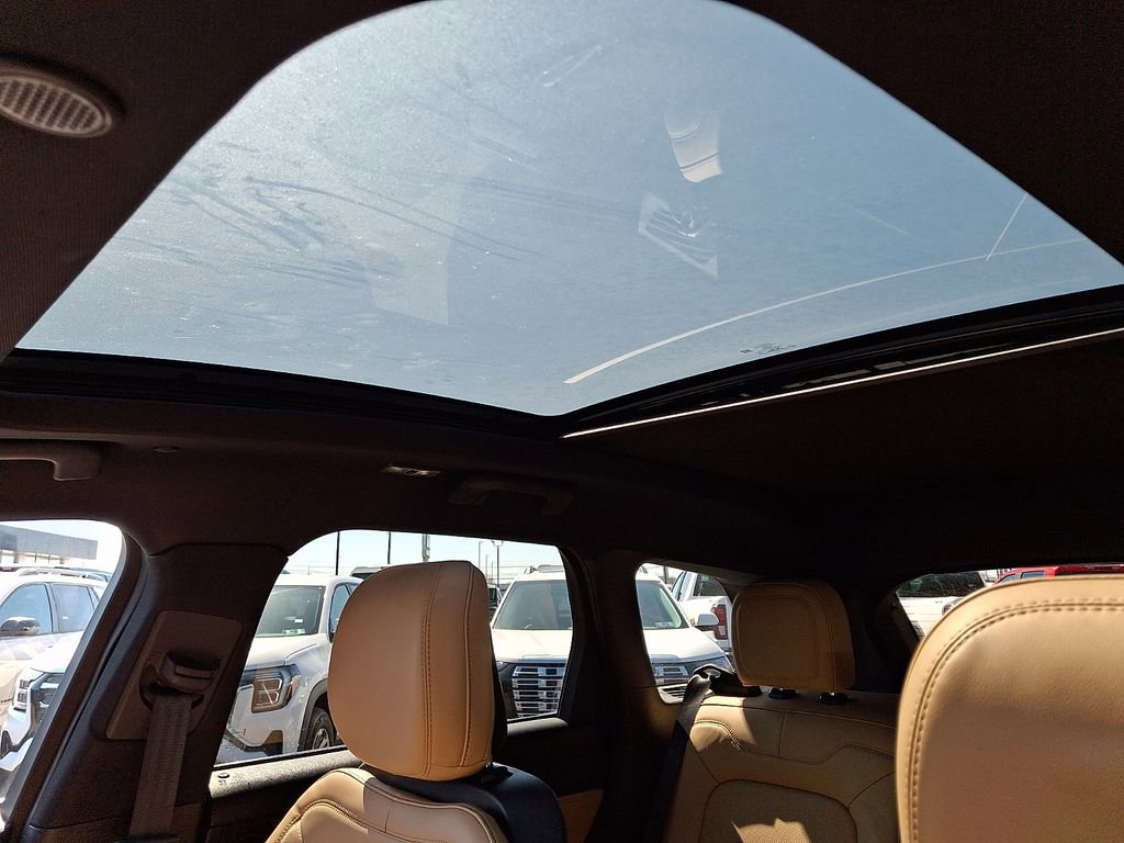 Used 2020 Lincoln Corsair Reserve image 14