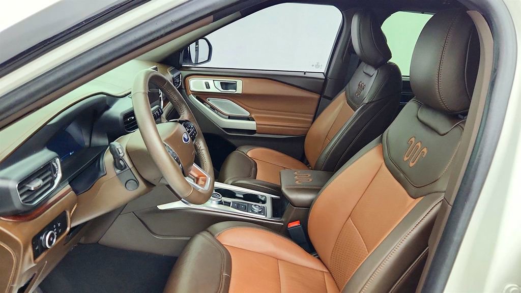 Used 2023 Ford Explorer King Ranch w/ Technology Package AWD/4WD image 21