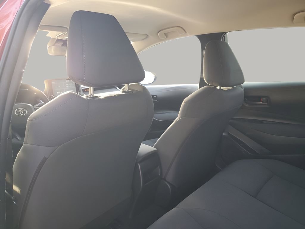 Used 2022 Toyota Corolla LE image 18