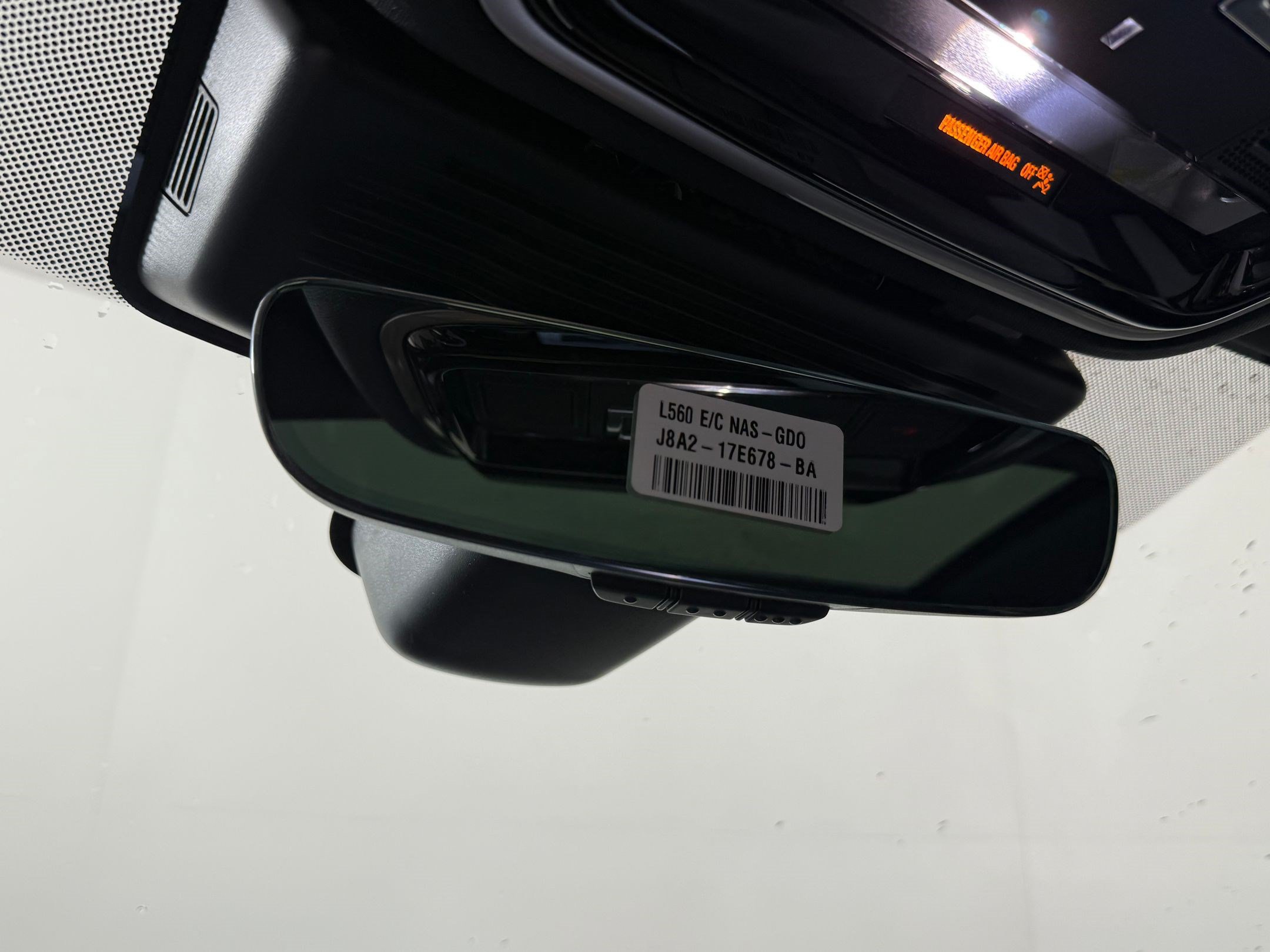 New 2026 Land Rover Range Rover Velar S AWD/4WD image 27