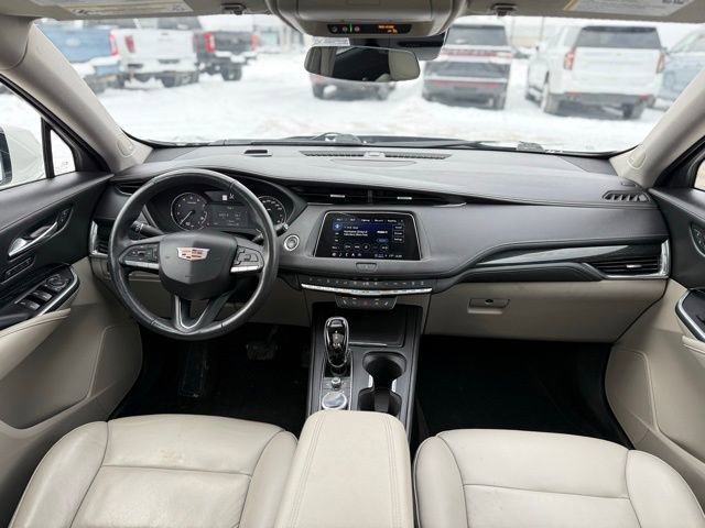 Used 2022 Cadillac XT4 Premium Luxury w/ Sun And Sound Package image 2