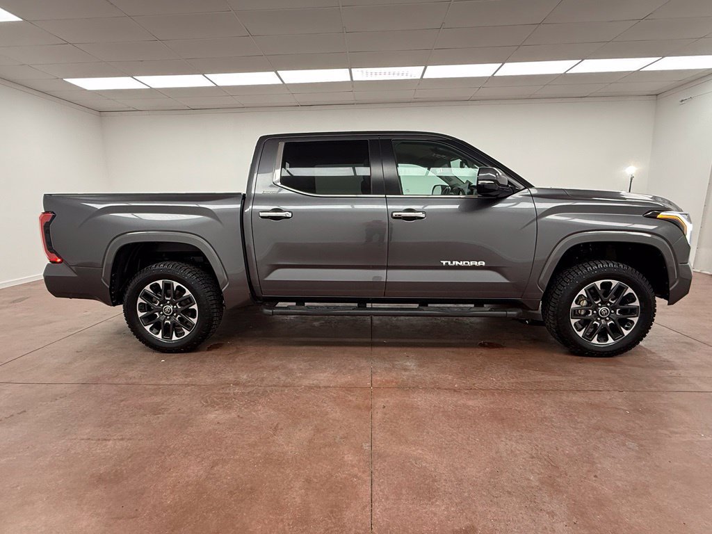 Used 2024 Toyota Tundra Limited AWD/4WD image 7