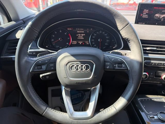 Used 2019 Audi Q7 3.0T Premium w/ Cold Weather Package AWD/4WD image 20