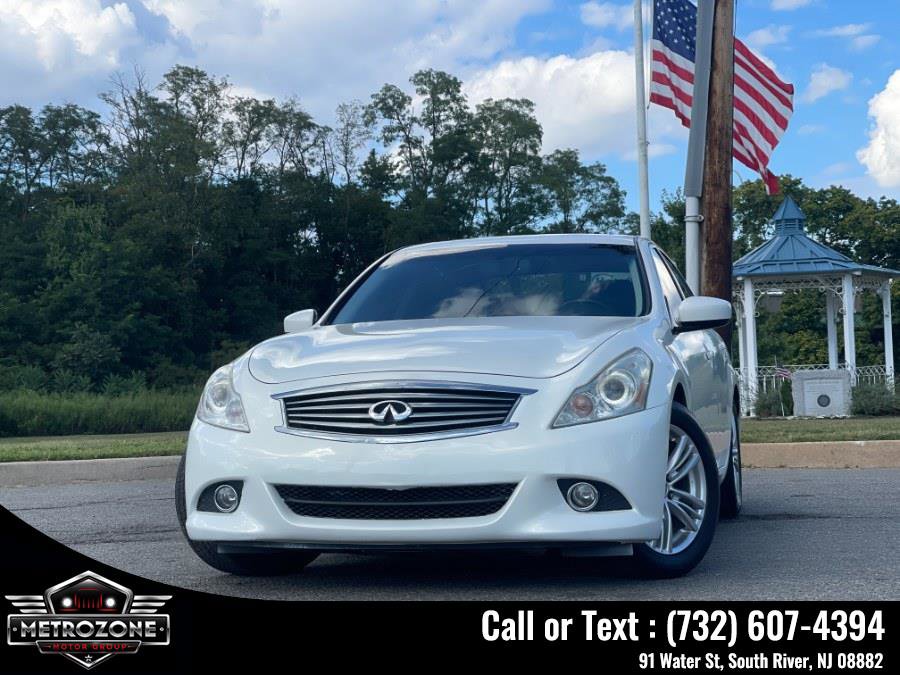 Used 2013 INFINITI G37 Journey w/ Premium Pkg RWD image 12