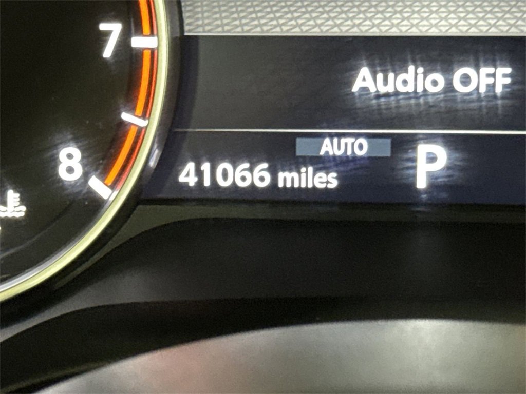 Used 2021 Nissan Rogue SV image 12