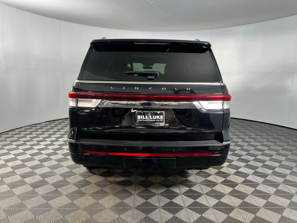 Used 2024 Lincoln Navigator Reserve image 8