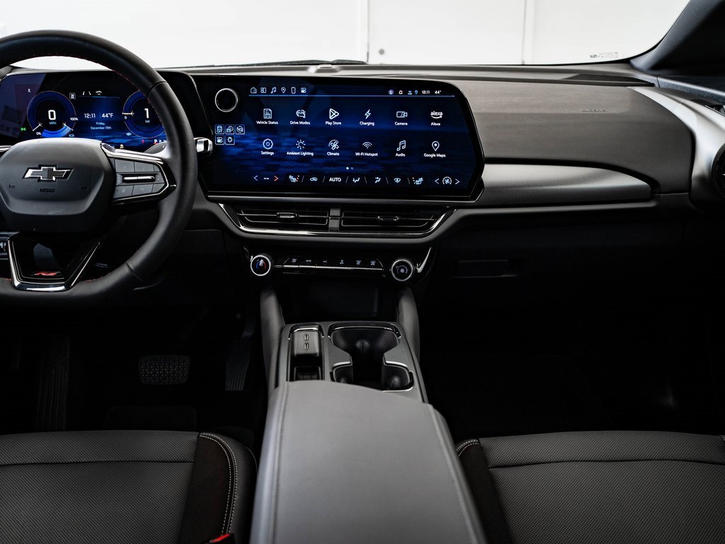 Used 2025 Chevrolet Equinox EV RS image 33