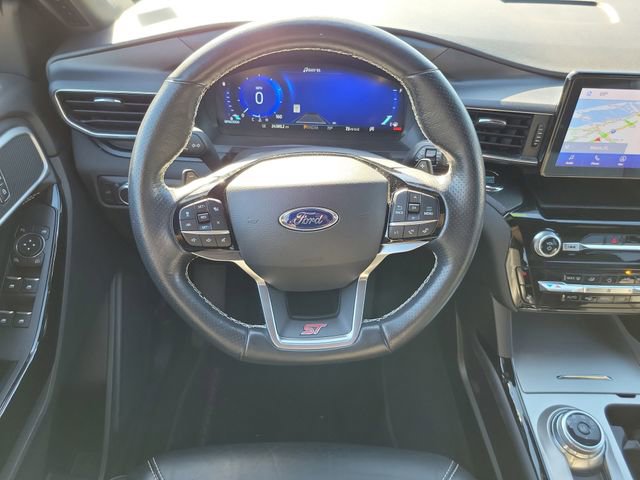 Used 2022 Ford Explorer ST image 14