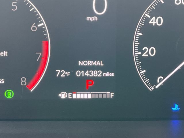 Used 2025 Honda Pilot EX-L image 11