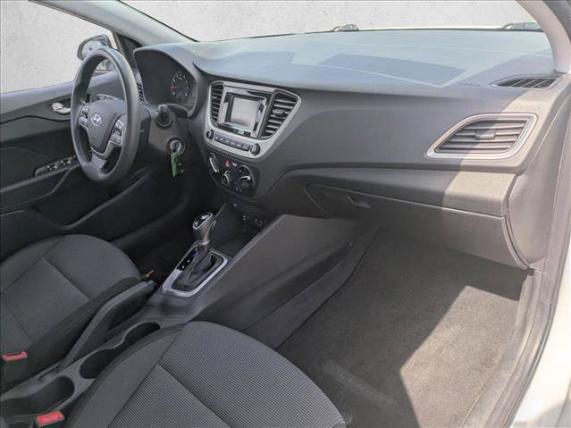 Used 2020 Hyundai Accent SE w/ Cargo Package FWD image 16