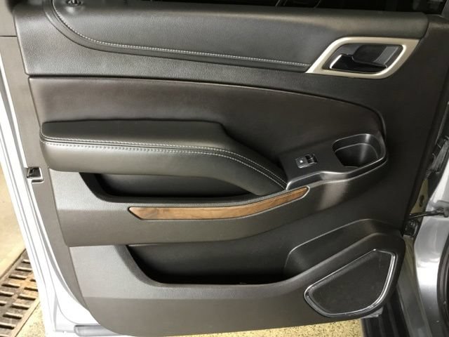Used 2018 GMC Yukon XL Denali w/ Open Road Package AWD/4WD image 37