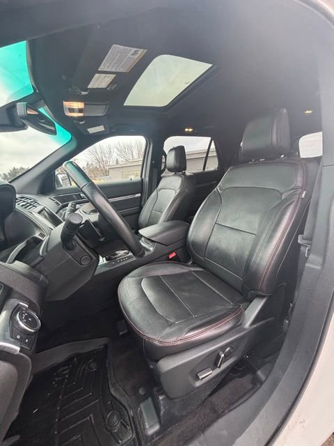 Used 2018 Ford Explorer Sport image 10