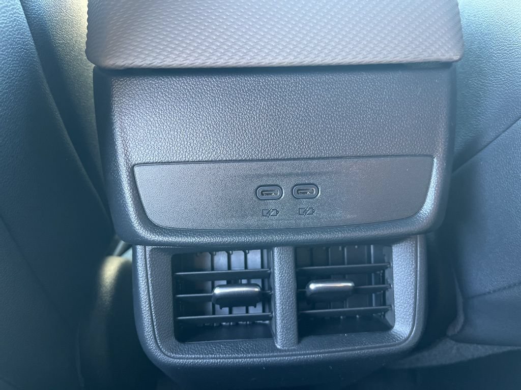 New 2026 Chevrolet Equinox LT w/ Convenience Package II FWD image 29