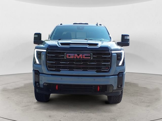Used 2025 GMC Sierra 2500 AT4 w/ AT4 Premium Plus Package AWD/4WD image 2