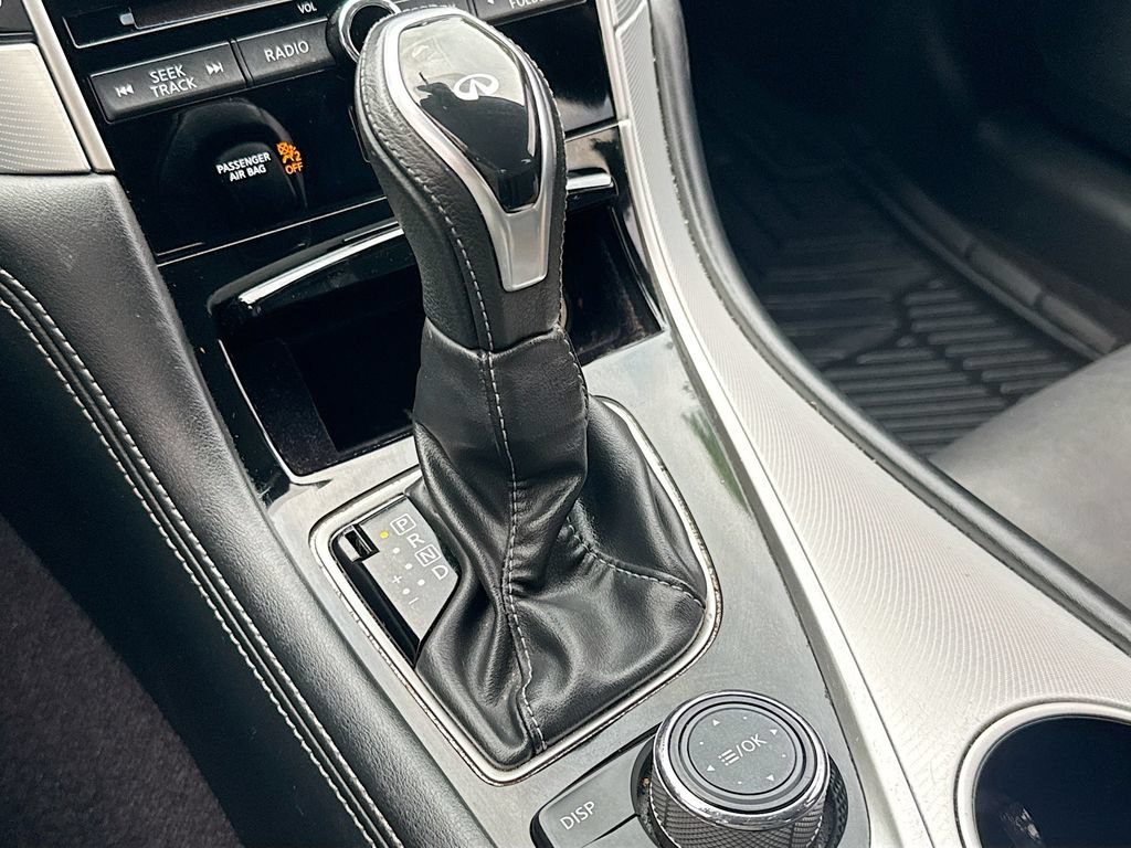 Used 2020 INFINITI Q50 Luxe RWD image 17