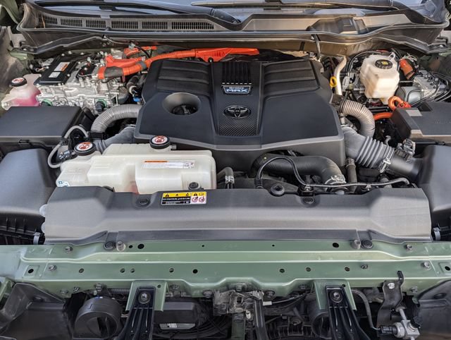 Used 2022 Toyota Tundra Limited AWD/4WD image 36