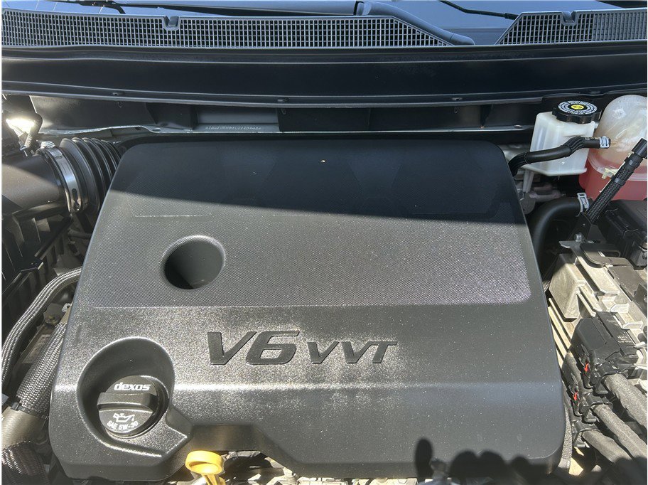 Used 2020 Chevrolet Traverse LS image 14