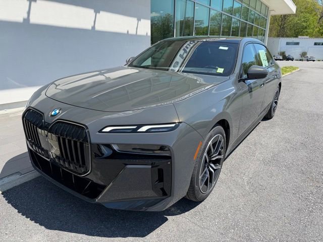New 2026 BMW 740i xDrive w/ Premium Package AWD/4WD image 3