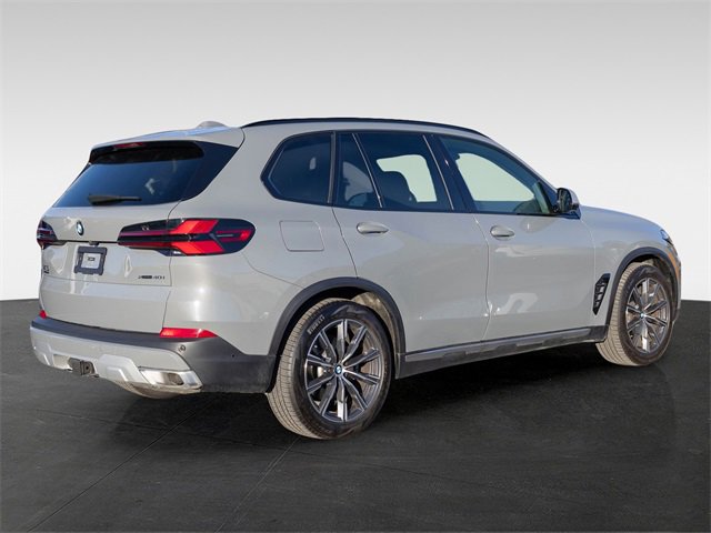 Certified 2025 BMW X5 xDrive40i w/ Parking Assistance Package image 9