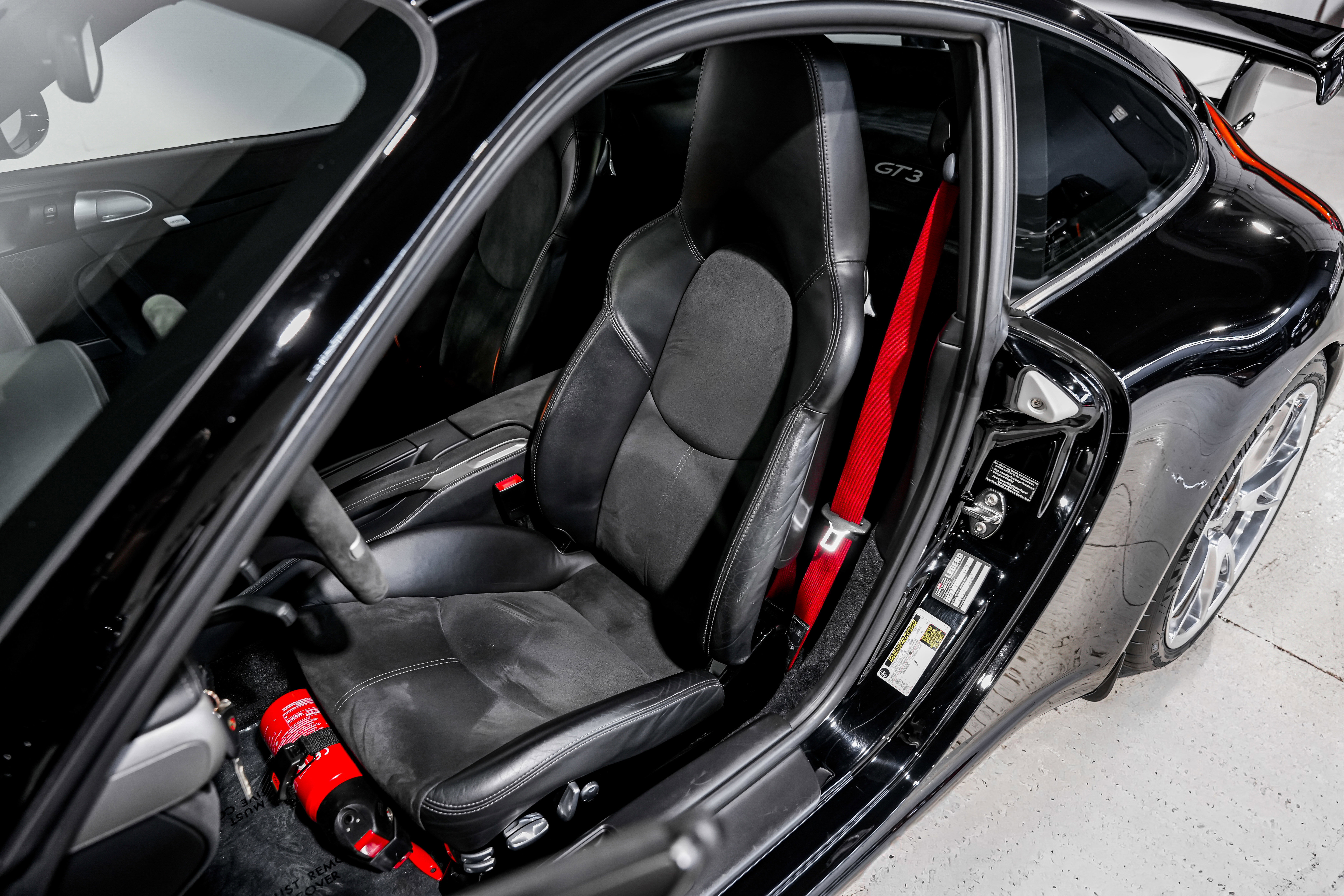 Used 2010 Porsche 911 GT3 image 21