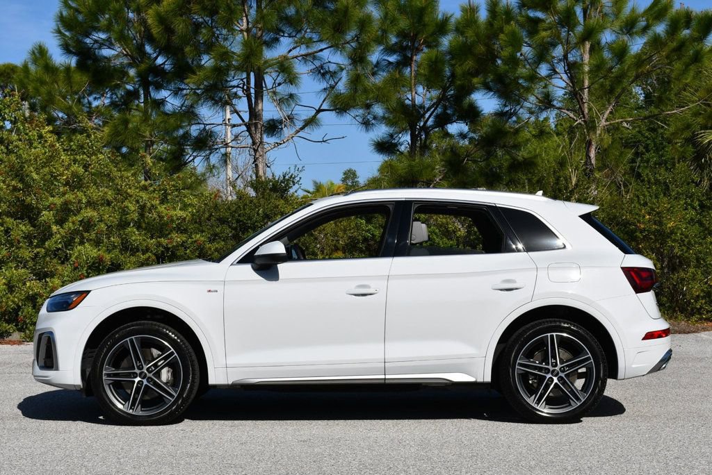 Used 2021 Audi Q5 e Premium Plus w/ Premium Plus Package image 28