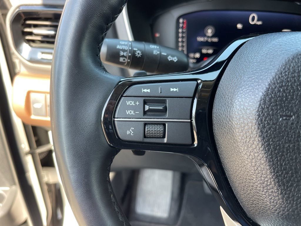 Certified 2024 Honda Pilot Elite image 22