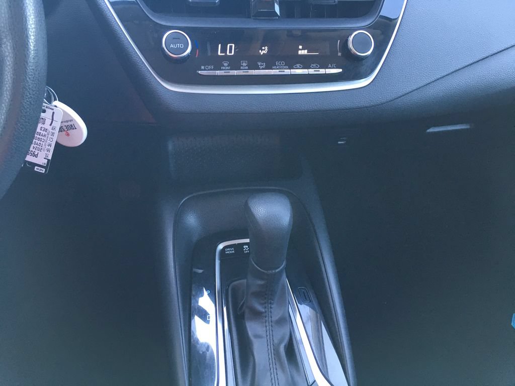 Used 2024 Toyota Corolla LE FWD image 16