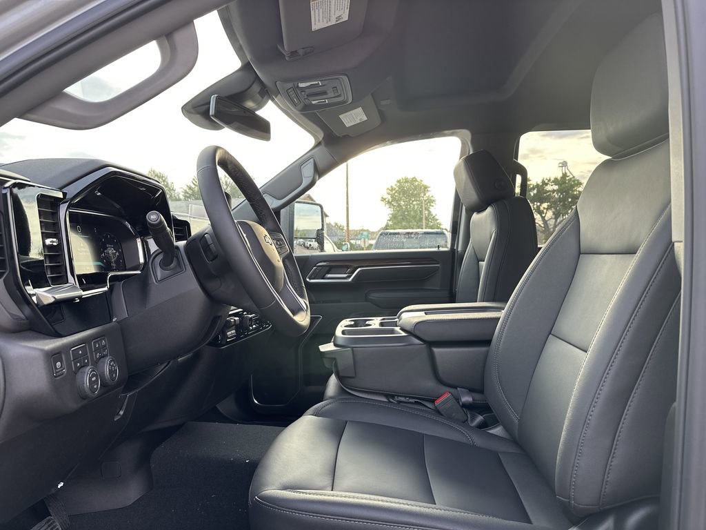 New 2026 Chevrolet Silverado 3500 LT w/ Trail Boss Package image 5