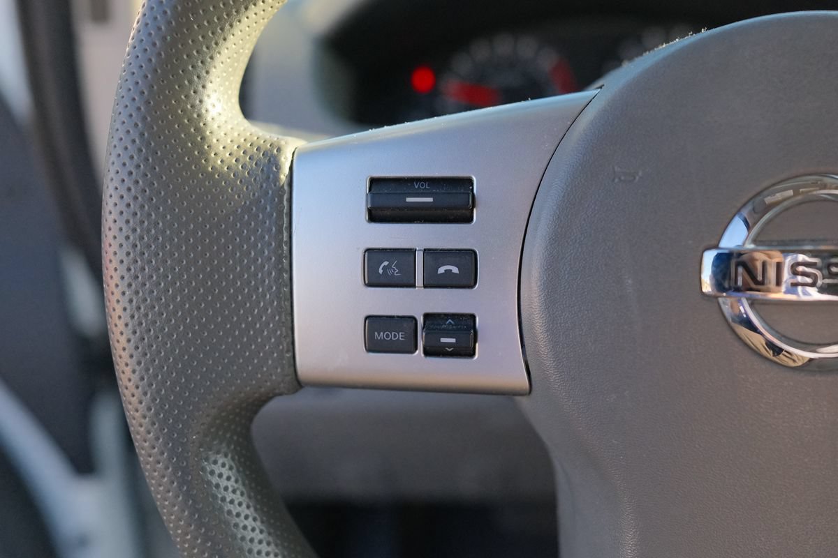 Used 2017 Nissan Frontier SV RWD image 15