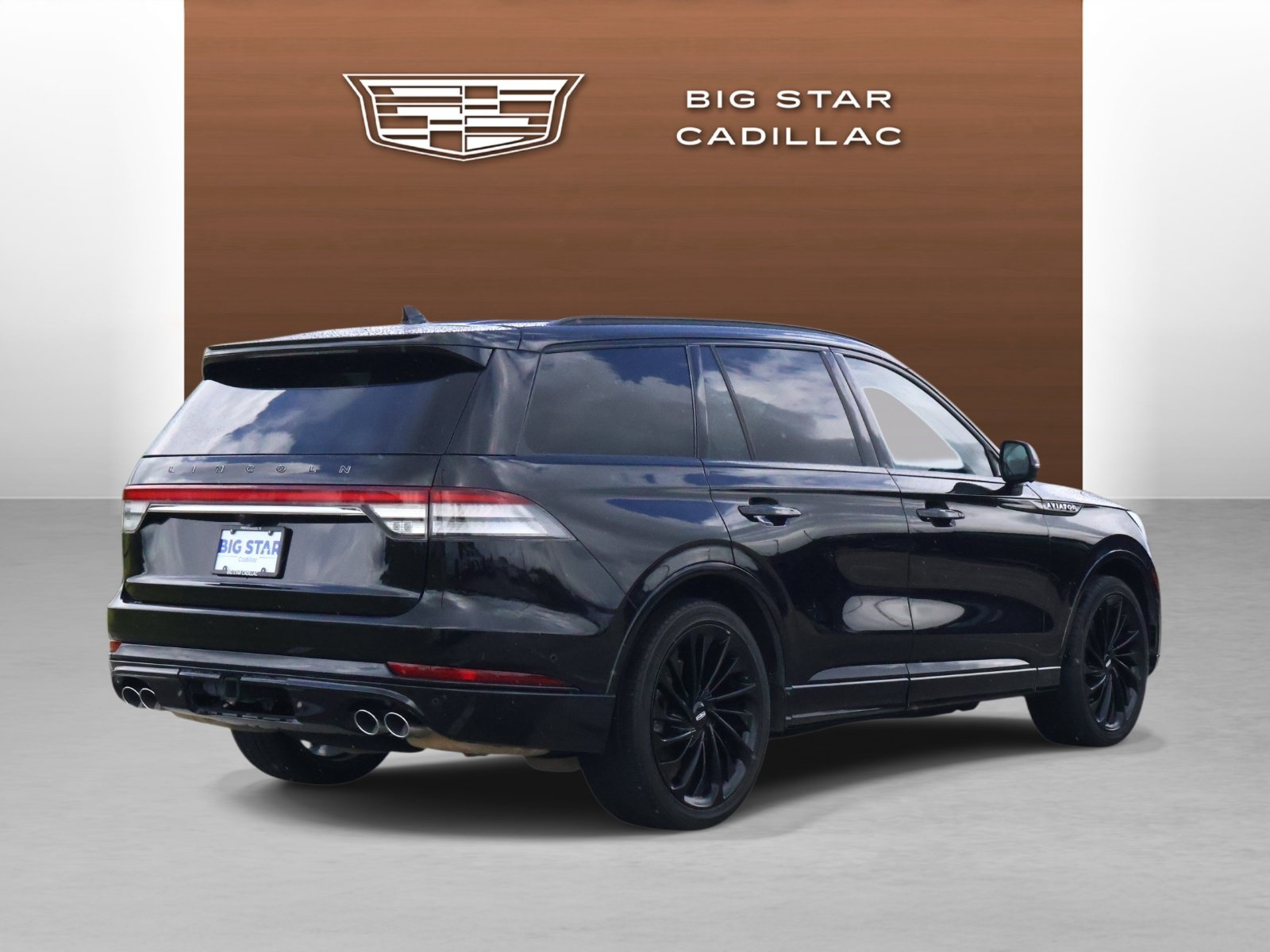 Used 2023 Lincoln Aviator Black Label w/ Jet Package AWD/4WD image 5