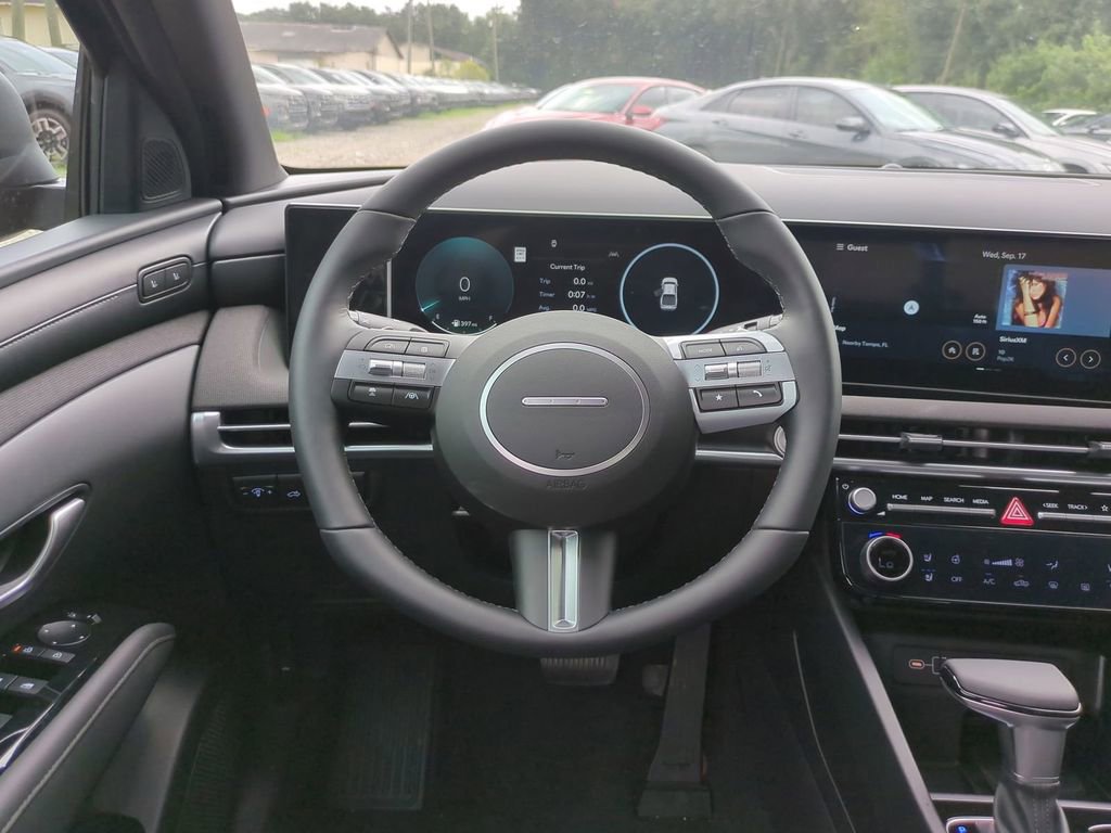 New 2025 Hyundai Santa Cruz Limited image 15