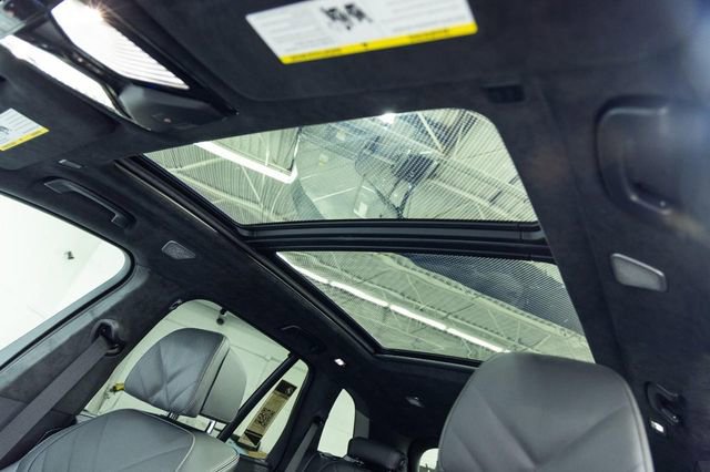 New 2026 BMW X5 M60i image 16