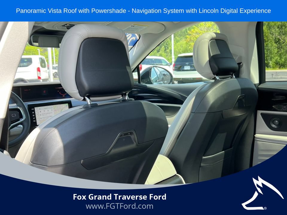 Used 2026 Lincoln Nautilus Reserve AWD/4WD image 31